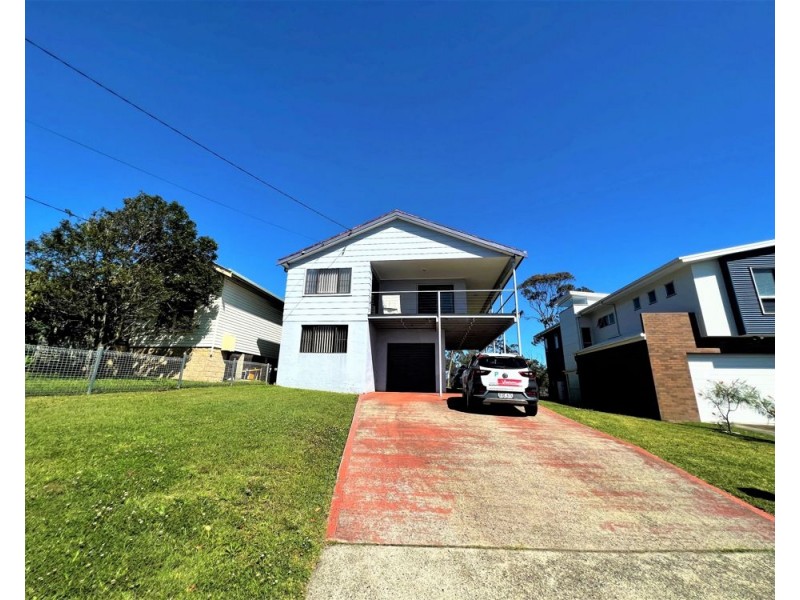 29 Arrawarra Road, Arrawarra Headland NSW 2456