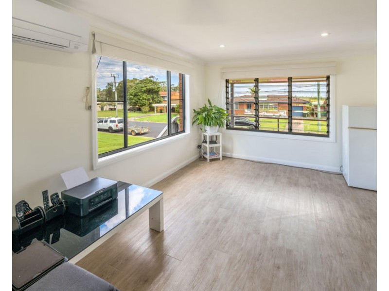 73 Ford Street, Red Rock NSW 2456