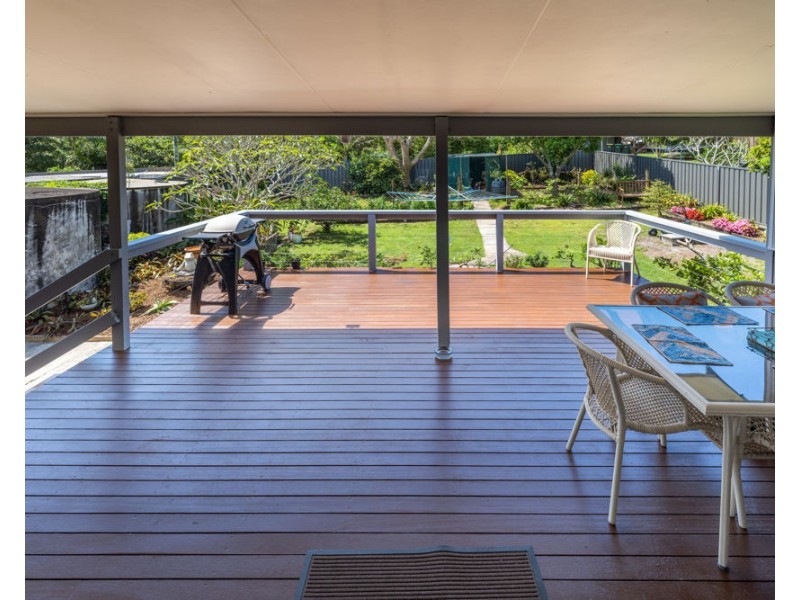 73 Ford Street, Red Rock NSW 2456