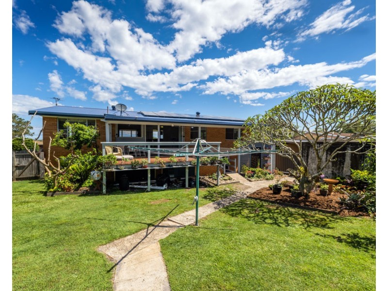 73 Ford Street, Red Rock NSW 2456