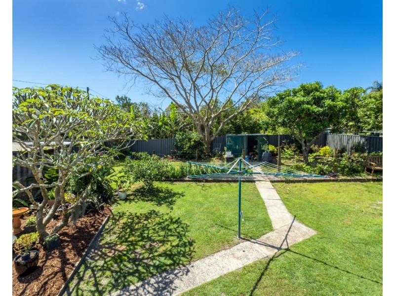 73 Ford Street, Red Rock NSW 2456