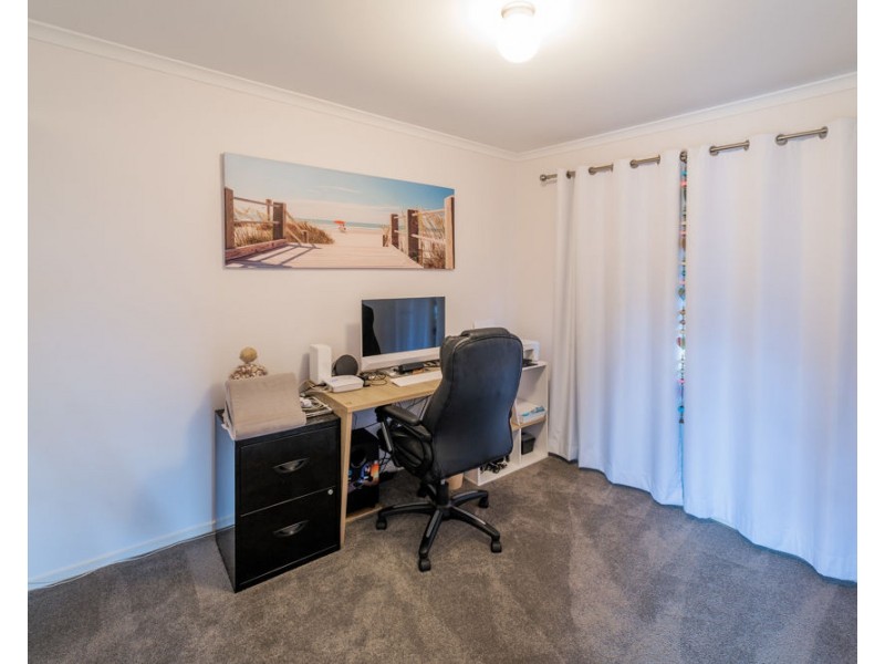 16 Admiralty Drive, Safety Beach NSW 2456
