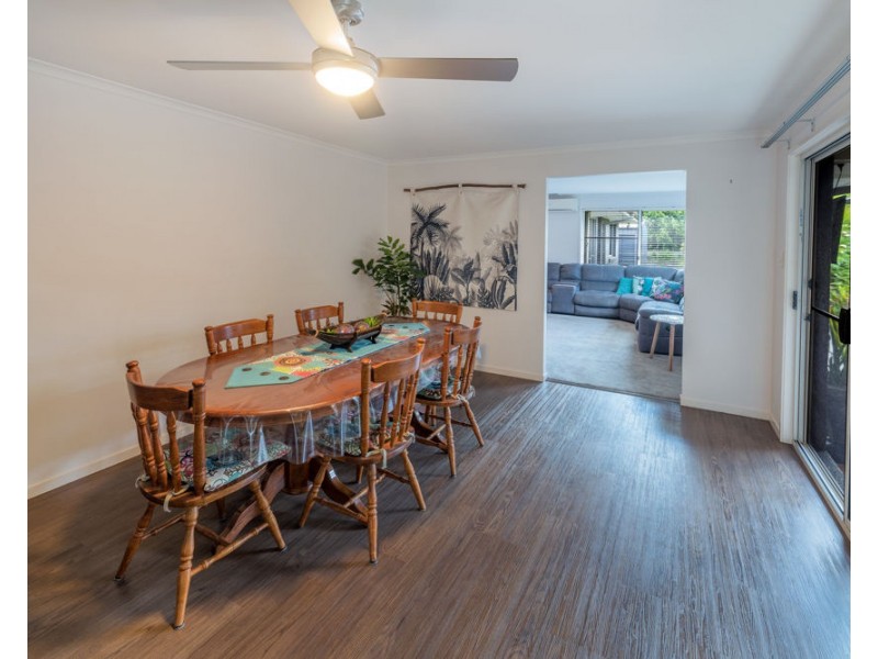 16 Admiralty Drive, Safety Beach NSW 2456
