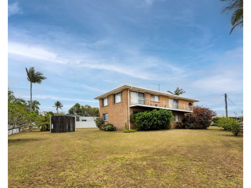 4 Royal Close, Corindi Beach NSW 2456 the real estate agency For Sale