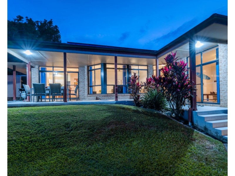 8 Melaleuca Avenue, Woolgoolga NSW 2456