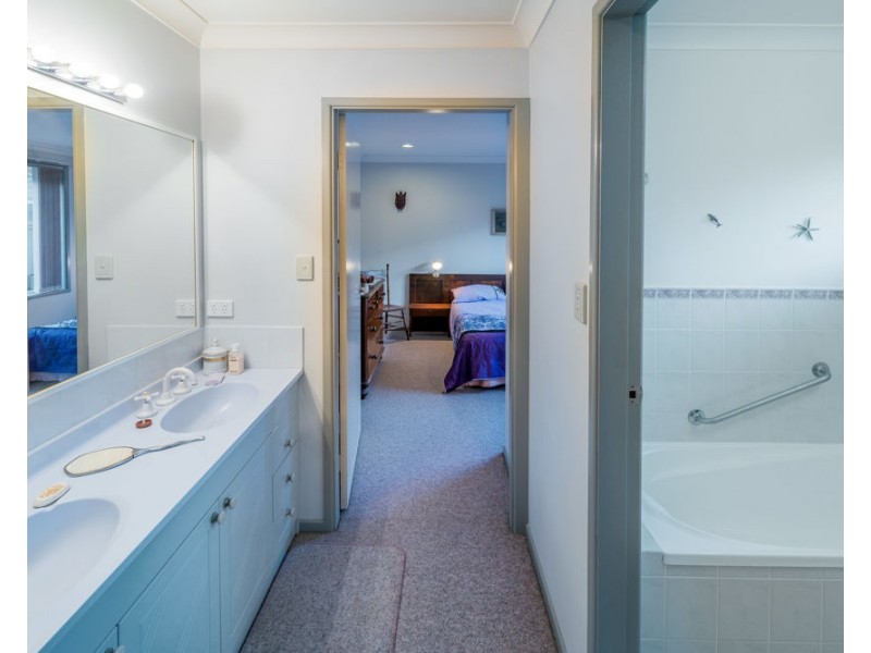 28 Ryan Crescent, Woolgoolga NSW 2456