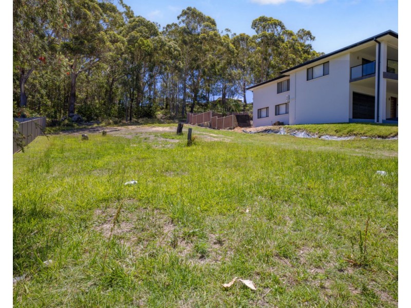 52 Nightingale Street, Woolgoolga NSW 2456