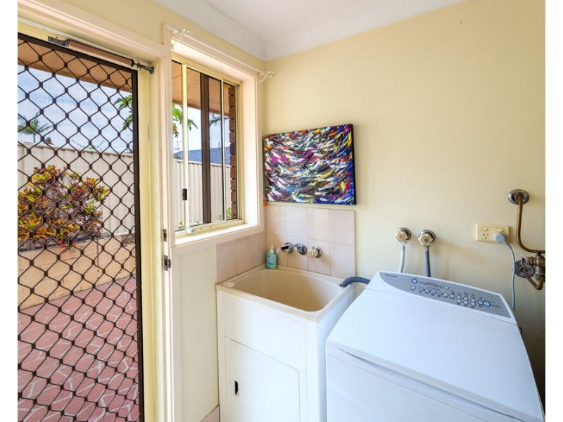 2/12 Parker Close, Woolgoolga NSW 2456