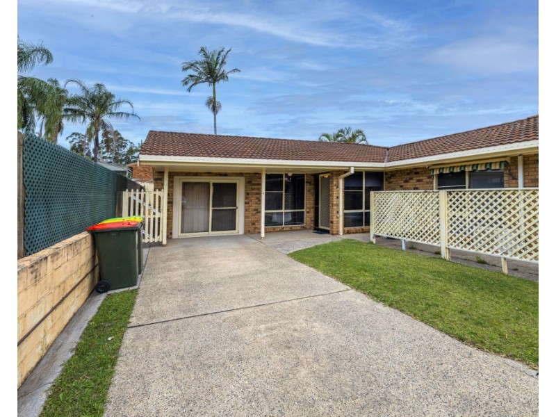 2/12 Parker Close, Woolgoolga NSW 2456