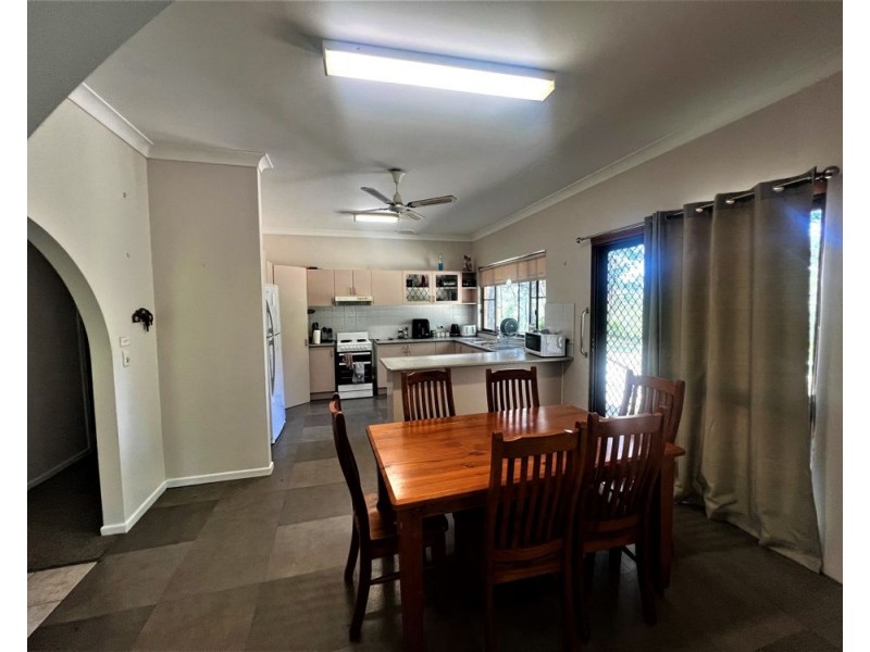 10 Stanner Close, Woolgoolga NSW 2456