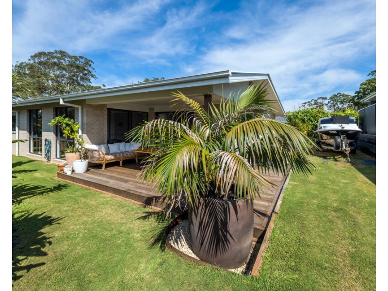 36 Mermaid Drive, Sandy Beach NSW 2456
