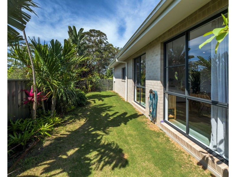 36 Mermaid Drive, Sandy Beach NSW 2456