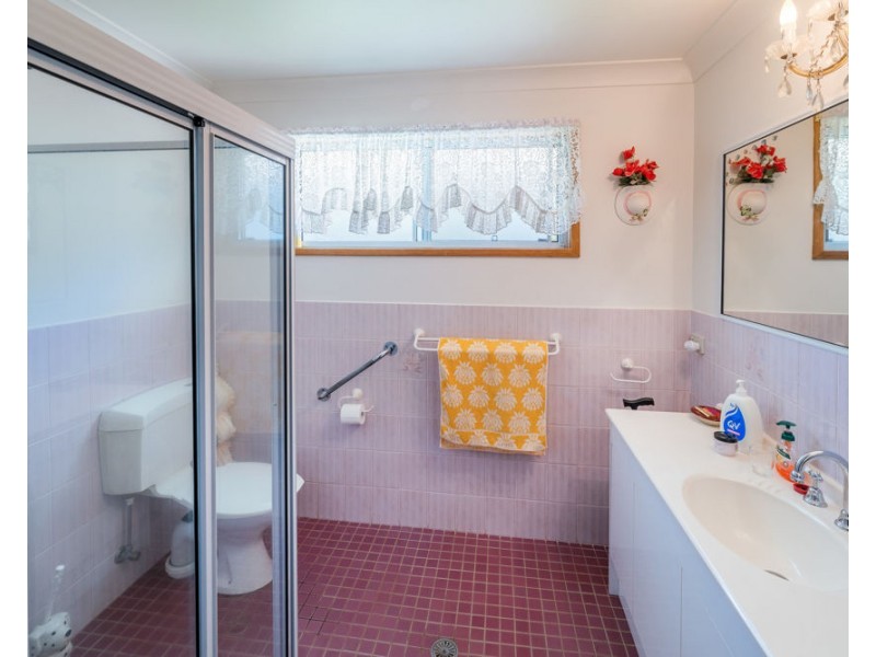 3 St Andrews Drive, Woolgoolga NSW 2456