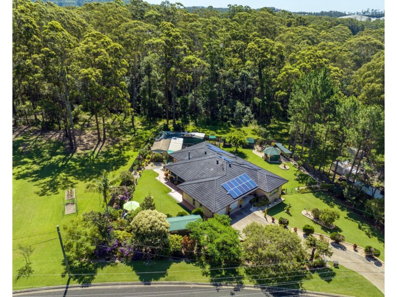 3 St Andrews Drive, Woolgoolga NSW 2456