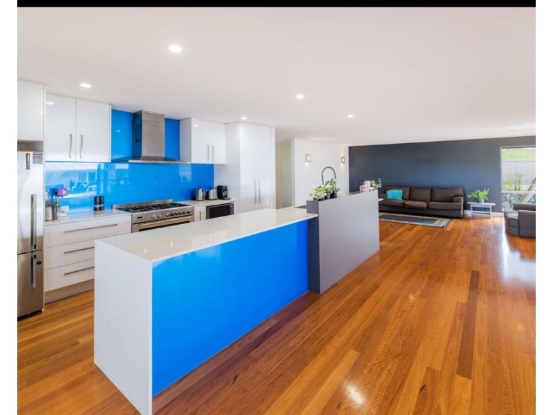 5 Mariner Drive, Safety Beach NSW 2456