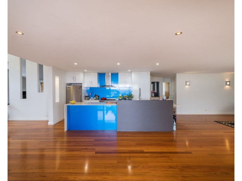 5 Mariner Drive, Safety Beach NSW 2456