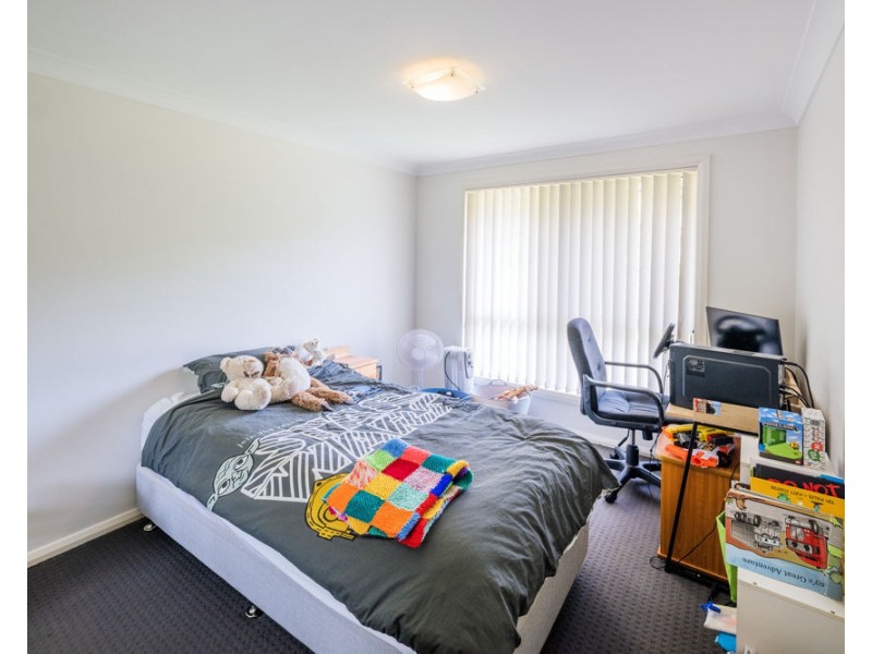 5 Mariner Drive, Safety Beach NSW 2456