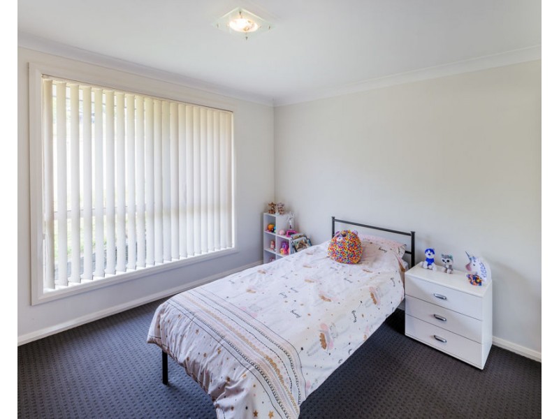 5 Mariner Drive, Safety Beach NSW 2456