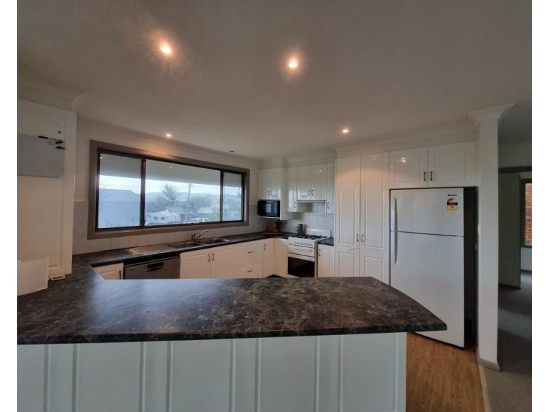 10 Fuller Street, Arrawarra Headland NSW 2456