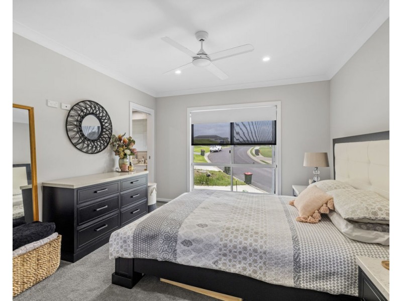 1 Gita Place, Woolgoolga NSW 2456