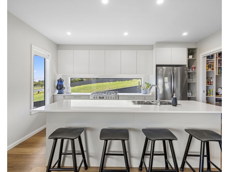 1 Gita Place, Woolgoolga NSW 2456