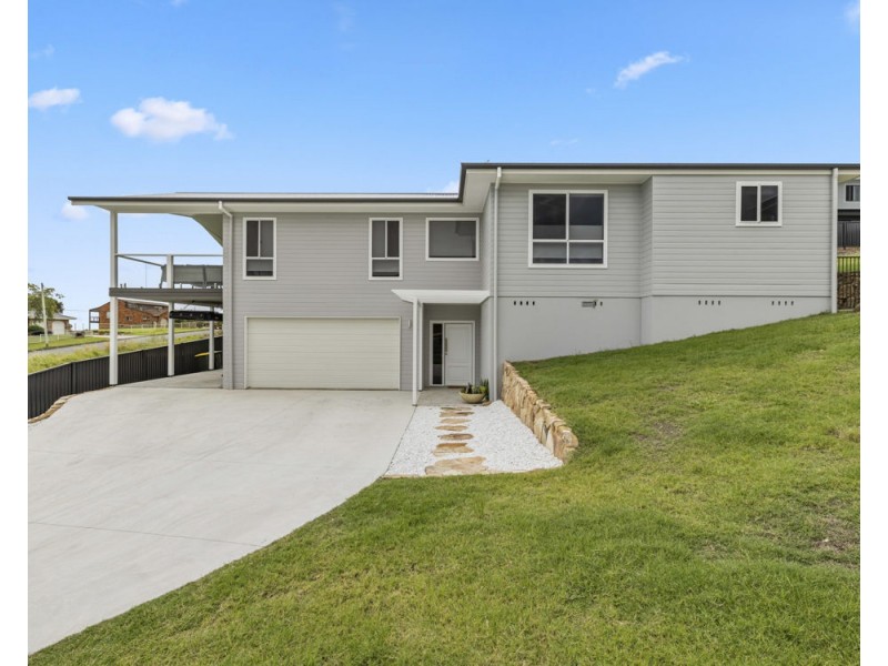 1 Gita Place, Woolgoolga NSW 2456