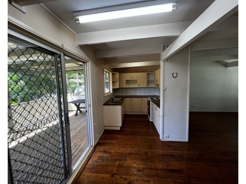 7 Lights Street, Emerald Beach NSW 2456
