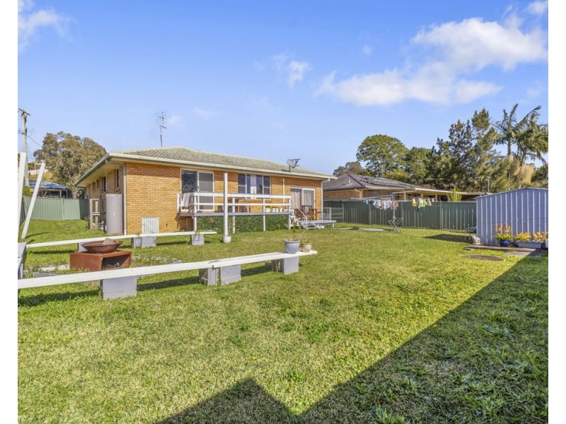 5 Crabbe Street, Woolgoolga NSW 2456