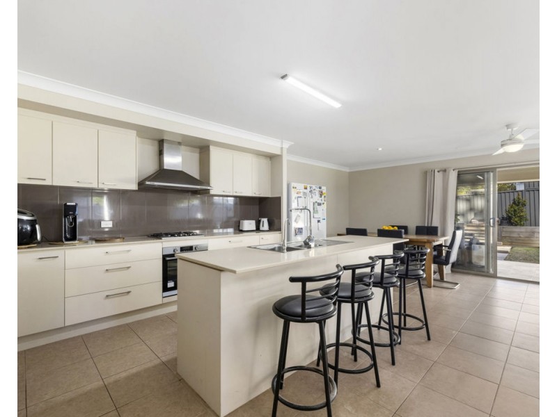 22 Seacrest Boulevard, Sandy Beach NSW 2456
