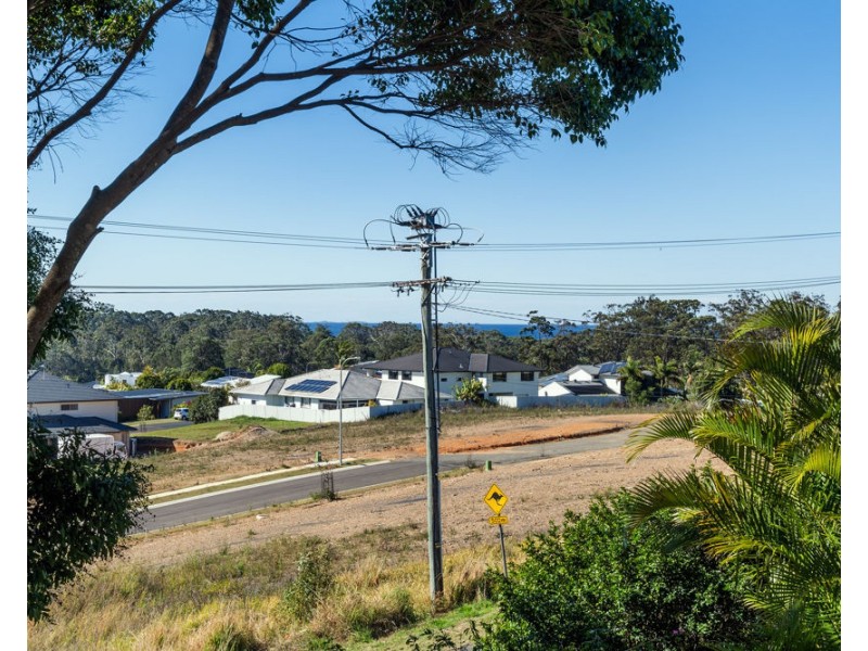 12 Safety Beach Drive, Safety Beach NSW 2456