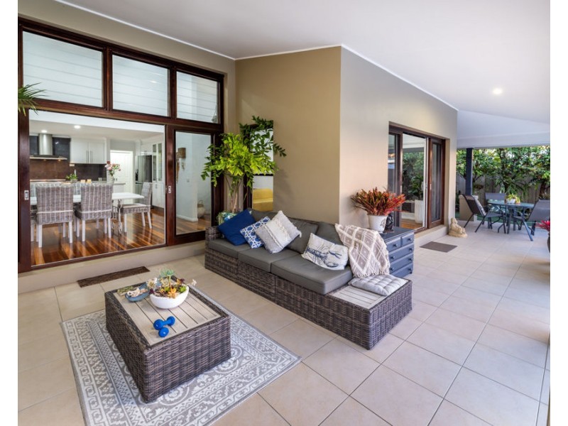 9 Quay Crescent, Safety Beach NSW 2456