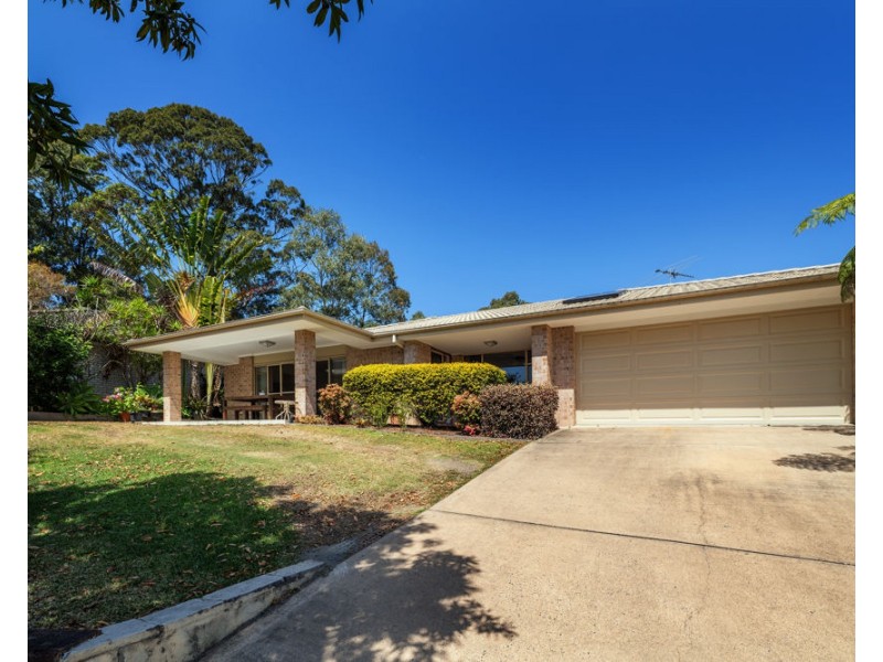 6 Beachcomber Close, Safety Beach NSW 2456