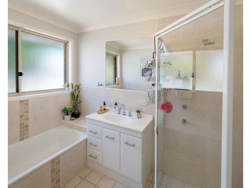 6 Beachcomber Close, Safety Beach NSW 2456