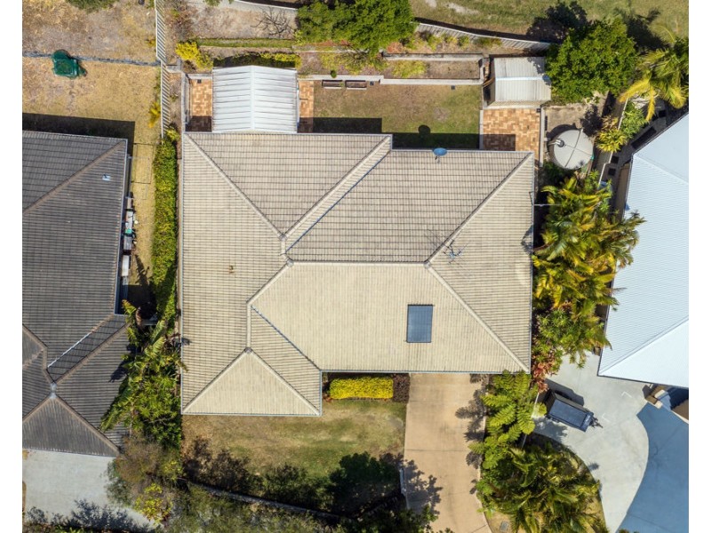 6 Beachcomber Close, Safety Beach NSW 2456