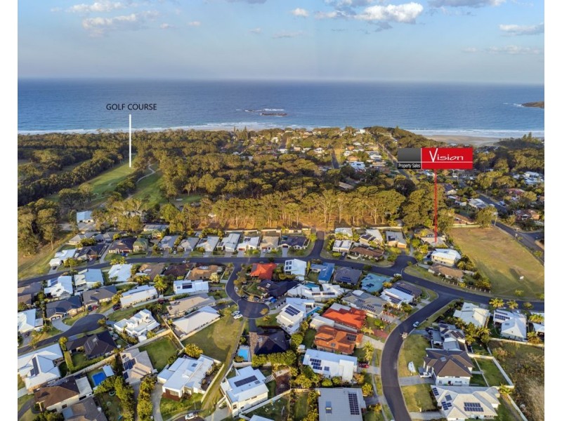 6 Beachcomber Close, Safety Beach NSW 2456