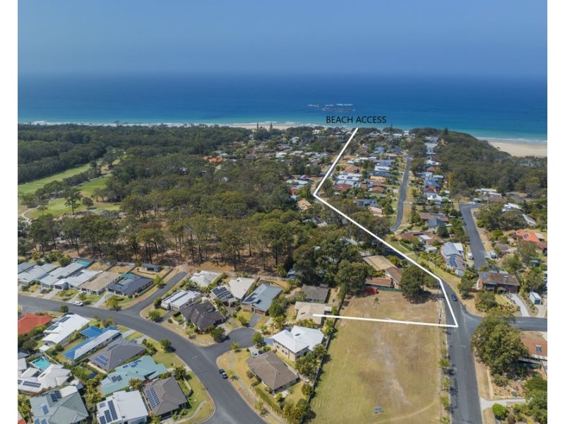 6 Beachcomber Close, Safety Beach NSW 2456
