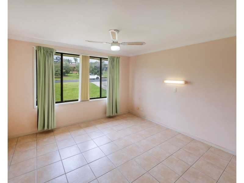 6 Smails Close, Woolgoolga NSW 2456