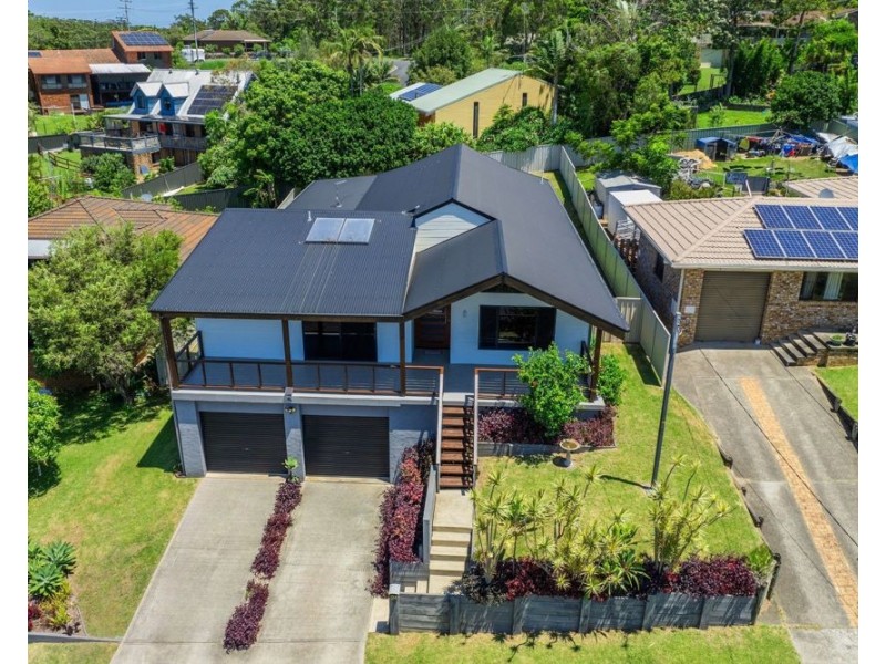 24 Safety Beach Drive, Safety Beach NSW 2456