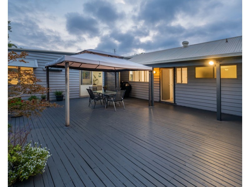 9 Young Street, Safety Beach NSW 2456