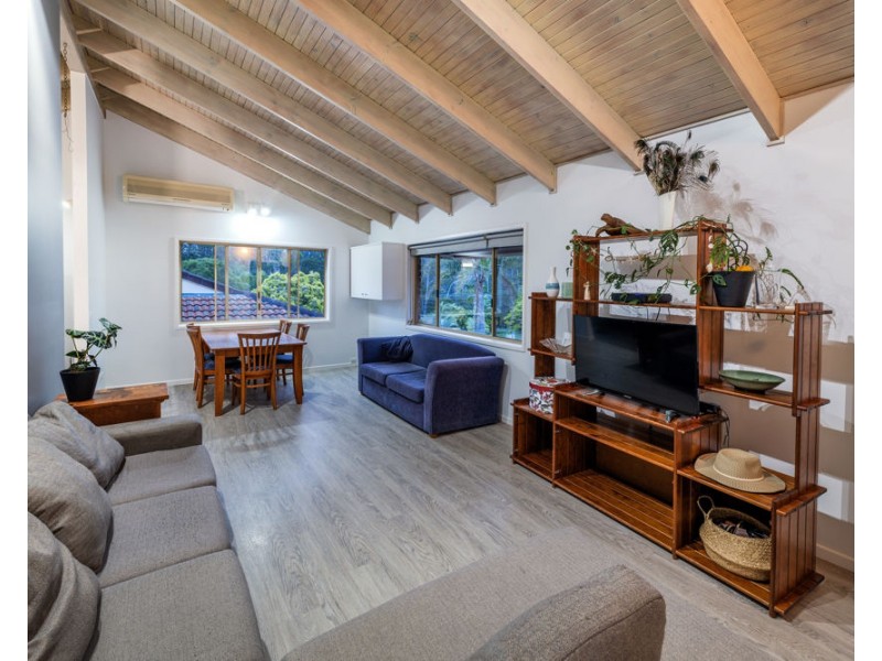 9 Young Street, Safety Beach NSW 2456