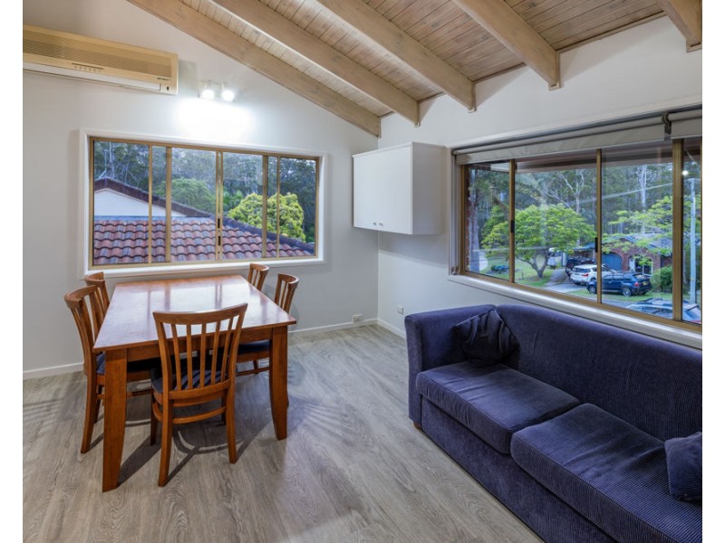 9 Young Street, Safety Beach NSW 2456