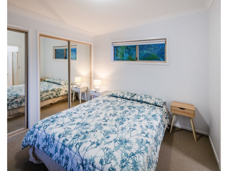 9 Young Street, Safety Beach NSW 2456