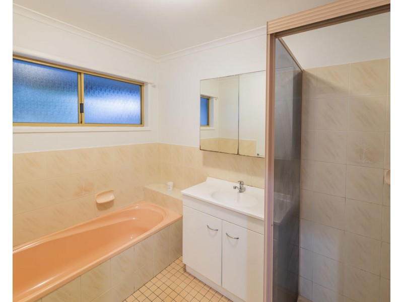 9 Young Street, Safety Beach NSW 2456