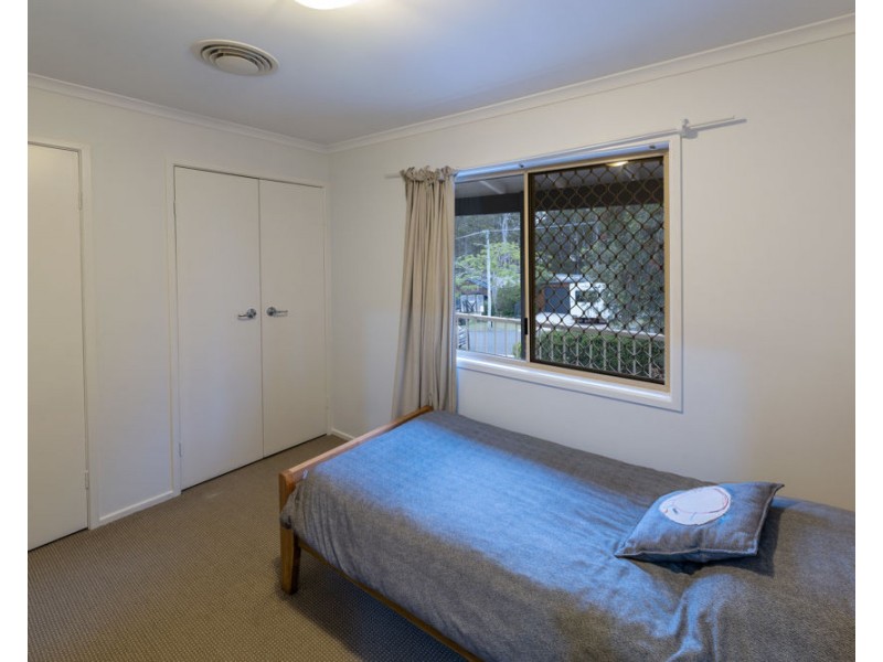 9 Young Street, Safety Beach NSW 2456