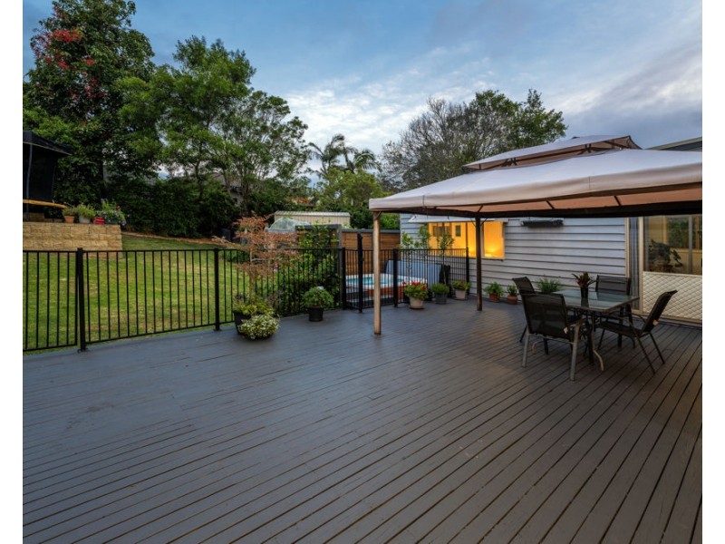 9 Young Street, Safety Beach NSW 2456