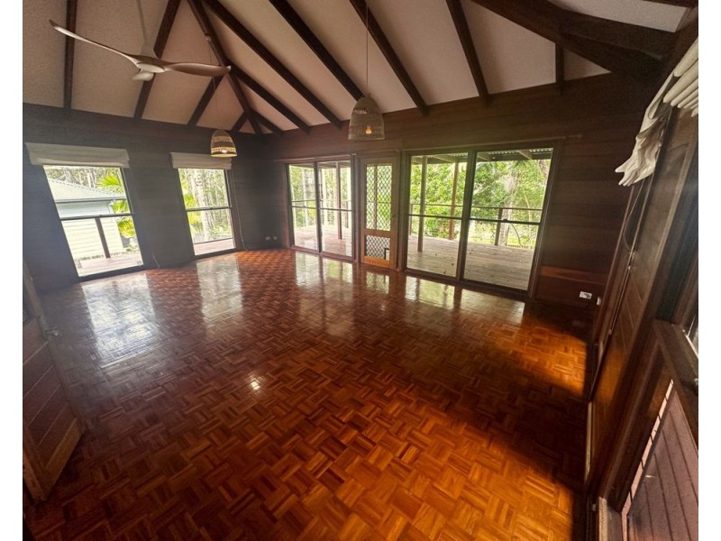 14 Young Street, Safety Beach NSW 2456