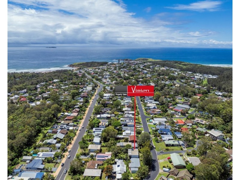 7 Lights Street, Emerald Beach NSW 2456