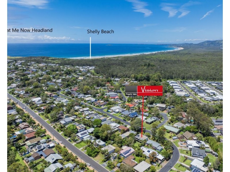 7 Lights Street, Emerald Beach NSW 2456