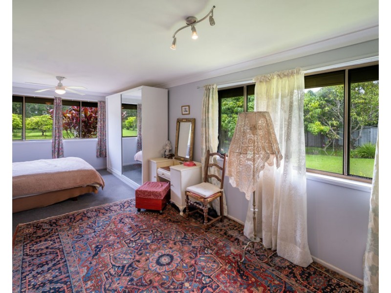 4 Poynten Drive, Emerald Beach NSW 2456