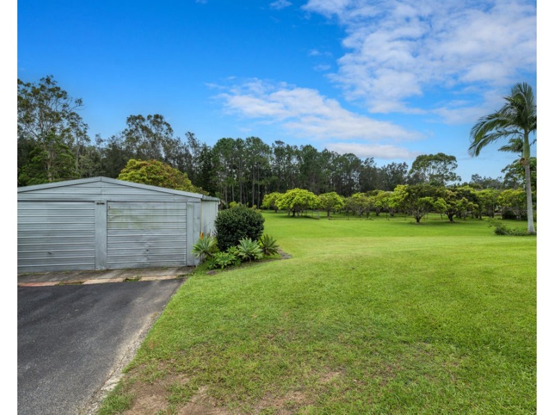 4 Poynten Drive, Emerald Beach NSW 2456